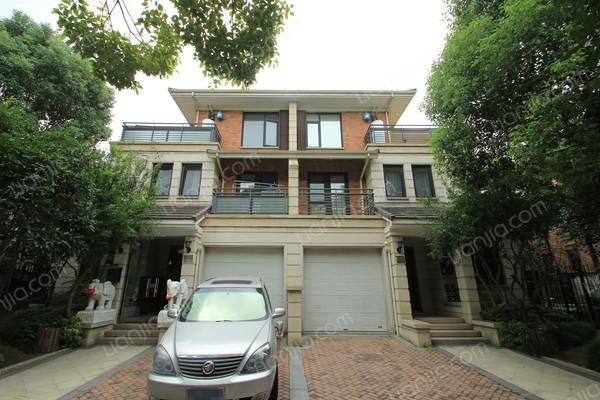 闵行,银都名墅 ,豪装, 5室3厅,308平