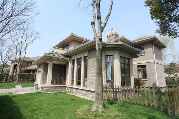 浦东,万科提香别墅 ,精装, 4室3厅,316平