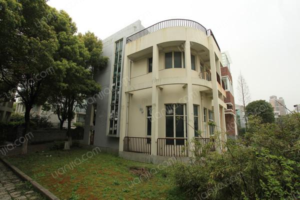 松江,阳光花园 ,毛坯, 3室2厅,226平