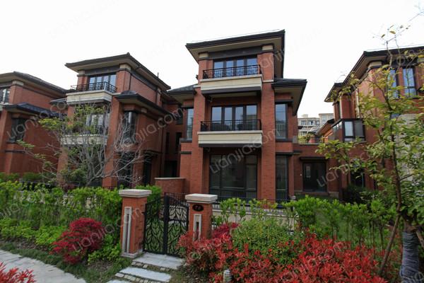 闵行,浦江颐城(别墅) ,毛坯, 5室3厅,326平