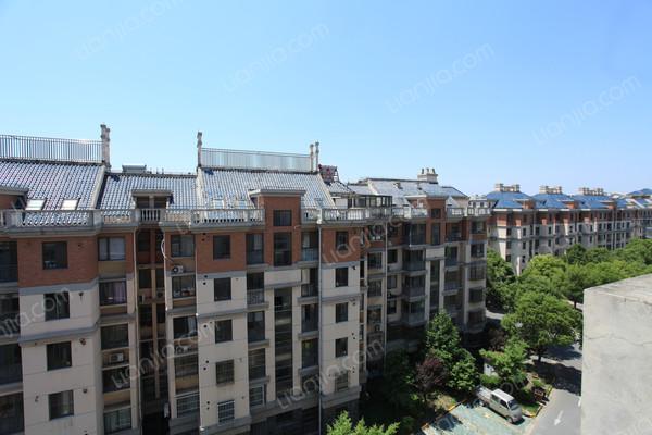 松江,新理想花园 ,精装, 3室2厅,102平