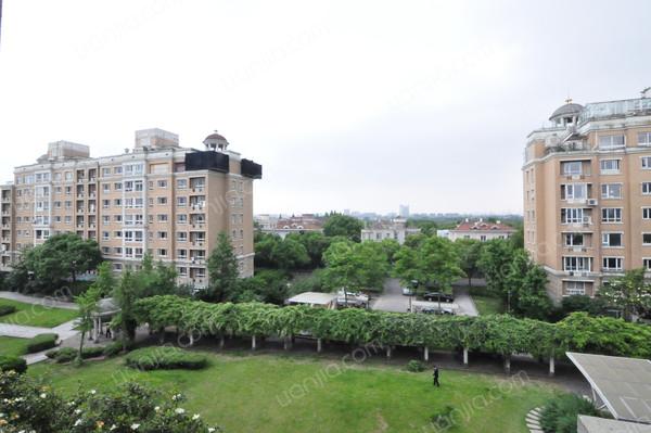 浦东,汤臣高尔夫(公寓) ,精装, 2室2厅,107平