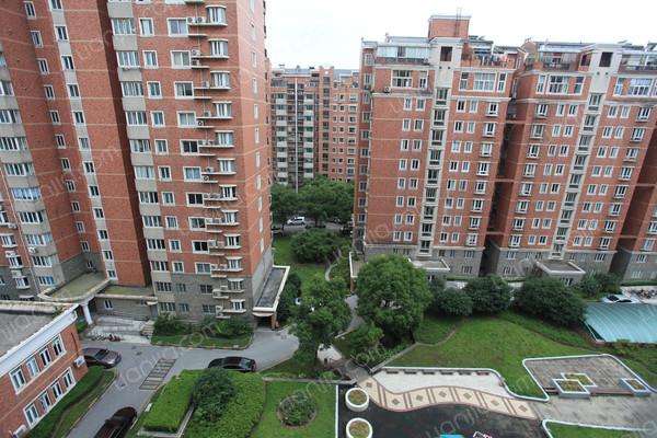 徐汇,盛大花园 ,精装, 3室2厅,145平