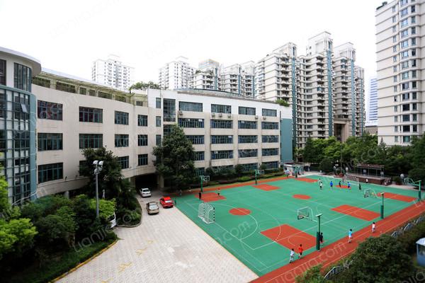 静安,达安花园 ,中装, 2室2厅,97平