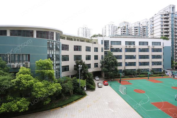 静安,达安花园 ,中装, 2室2厅,97平